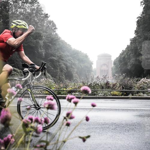 13.09.2026 - Stadtparktriathlon H.Heesch http://msf.ph/oto/10346638 13.09.2026 09:53:35 Radfahren 273 meine-sportfotos.de