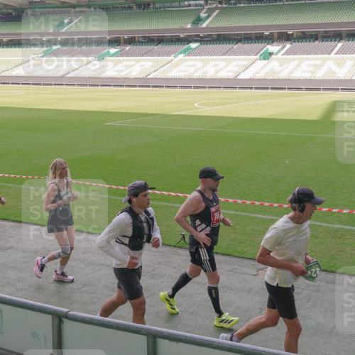 13.09.2026 - 21. swb-Marathon Bremen Michael Burmester http://msf.ph/oto/10346653 13.09.2026 13:35:19 Laufen im Stadion 170, 193, 368, 462, 496, 657, 679, 709, 916, 1026, 1048, 1280, 1321, 1396, 1432, 1444, 1553, 1560, 1607, 1703, 1726, 1772, 1784, 1827, 1965, 1974, 1977, 1992, 2335, 2338, 2451, 2511, 2578, 2641, 2650, 2688, 2735, 2789, 2791, 2894, 2933, 3090, 3179, 3191, 3345, 3406, 3472, 3547, 3555, 3588, 3660, 3708, 3709, 3720, 3801, 3904, 3914, 4014, 4200, 4290, 4500, 4546, 4561, 4880, 4967, 5000, 5151, 5332, 5818 meine-sportfotos.de