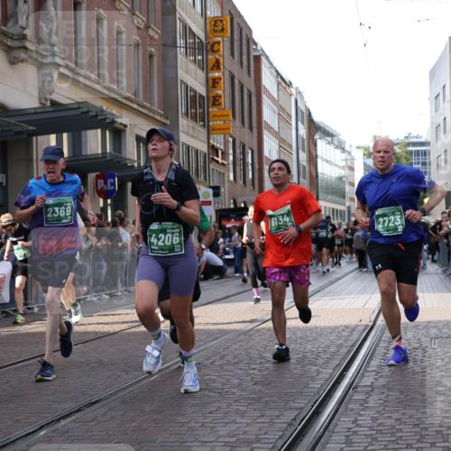 13.09.2026 - 21. swb-Marathon Bremen Strokosch-Dieckow http://msf.ph/oto/10346657 13.09.2026 13:30:22 Ziel 625, 800, 834, 1067, 1533, 1771, 1841, 1926, 1941, 2369, 2452, 2723, 2985, 3163, 3164, 3425, 4058, 4206, 4332, 4342, 4415, 4425, 4748, 4757, 4920, 5506, 5551, 5681, 5802, 5822, 5900, 6134, 6343, 6347, 6523, 6988, 7012, 7253, 7567, 7645, 8116, 8117, 8762, 8878, 8966, 9011, 9108, 9290, 9653, 9692, 9695, 9699, 9767, 9825, 13090, 881, 1308, 1611, 1909, 1938, 2126, 2265, 2364, 2900, 4763, 5039, 5348, 5615, 6225, 6720, 7821, 8090, 8169, 8314, 8494 meine-sportfotos.de