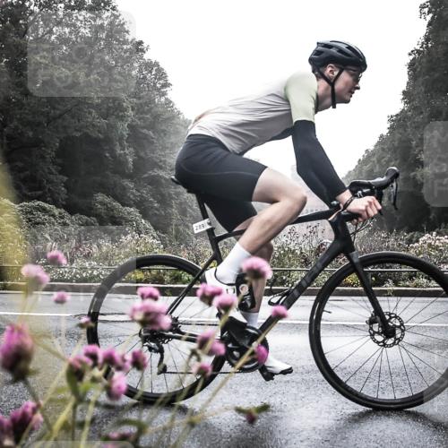 13.09.2026 - Stadtparktriathlon H.Heesch http://msf.ph/oto/10346662 13.09.2026 09:53:53 Radfahren 232, 243, 251, 274, 289 meine-sportfotos.de