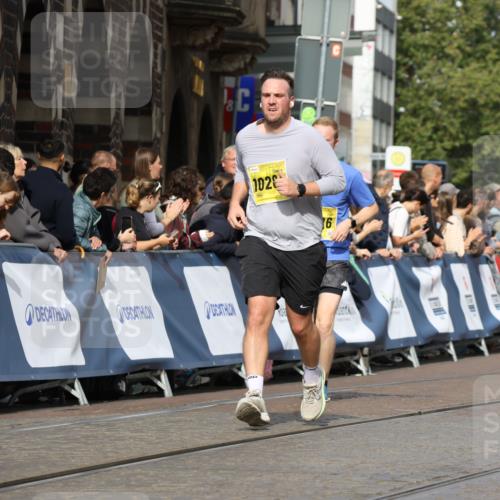 13.09.2026 - 21. swb-Marathon Bremen Strokosch-Dieckow http://msf.ph/oto/10346668 13.09.2026 10:53:12 Ziel 10304, 10339, 10652, 10714, 10734, 10827, 10863, 11002, 11038, 11238, 11386, 11575, 11597, 11766, 12019, 12338, 12369, 12399, 10448, 10757, 10780, 10821, 10886, 11168, 11379, 11590, 12040, 12056, 12275, 12308, 12461 meine-sportfotos.de
