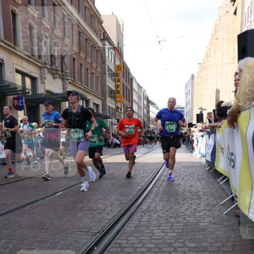 13.09.2026 - 21. swb-Marathon Bremen Strokosch-Dieckow http://msf.ph/oto/10346675 13.09.2026 13:30:23 Ziel 625, 800, 834, 1067, 1533, 1771, 1841, 1926, 1941, 2369, 2452, 2723, 2985, 3163, 3164, 3425, 4058, 4206, 4251, 4332, 4342, 4415, 4425, 4748, 4757, 4920, 5506, 5551, 5600, 5681, 5802, 5822, 5900, 6134, 6343, 6347, 6523, 6988, 7012, 7253, 7567, 7645, 8116, 8117, 8762, 8878, 8966, 9011, 9108, 9290, 9653, 9692, 9695, 9699, 9767, 9825, 13090, 881, 1308, 1611, 1909, 1938, 2265, 2364, 2900, 3164, 4058, 4763, 5039, 5348, 5615, 6225, 6720, 7821, 8090, 8169, 8314, 8494 meine-sportfotos.de