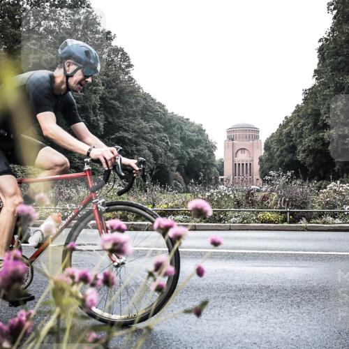 13.09.2026 - Stadtparktriathlon H.Heesch http://msf.ph/oto/10346694 13.09.2026 11:06:10 Radfahren 376, 582, 665, 696 meine-sportfotos.de