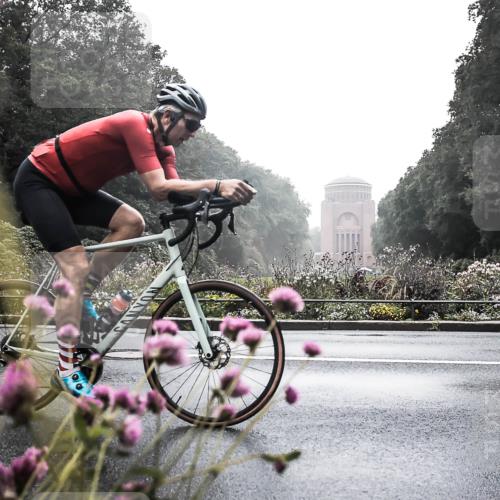13.09.2026 - Stadtparktriathlon H.Heesch http://msf.ph/oto/10346710 13.09.2026 09:54:20 Radfahren 216, 226, 257, 302, 317 meine-sportfotos.de