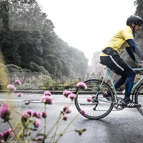 13.09.2026 - Stadtparktriathlon H.Heesch http://msf.ph/oto/10346728 13.09.2026 09:54:25 Radfahren 223, 226, 298, 302, 317 meine-sportfotos.de