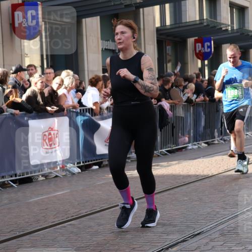 13.09.2026 - 21. swb-Marathon Bremen Strokosch-Dieckow http://msf.ph/oto/10346761 13.09.2026 13:30:25 Ziel 244, 625, 800, 834, 1067, 1533, 1771, 1841, 1926, 1941, 2369, 2452, 2723, 2985, 3425, 4206, 4251, 4332, 4342, 4415, 4425, 4748, 4757, 4920, 5506, 5551, 5600, 5681, 5802, 5822, 5900, 6134, 6343, 6347, 6523, 6988, 7012, 7253, 7567, 7645, 8116, 8762, 8878, 8966, 9011, 9108, 9290, 9507, 9653, 9692, 9695, 9699, 9767, 9825, 13090, 13215, 881, 1308, 1909, 1938, 2265, 2364, 2900, 3163, 3164, 4058, 4763, 5615, 6225, 7821, 8090, 8169, 8314, 8494 meine-sportfotos.de