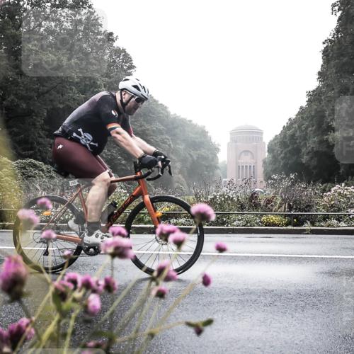 13.09.2026 - Stadtparktriathlon H.Heesch http://msf.ph/oto/10346770 13.09.2026 09:54:53 Radfahren 237, 245, 253, 276, 294, 316, 335 meine-sportfotos.de