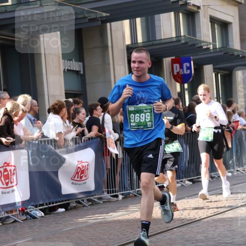 13.09.2026 - 21. swb-Marathon Bremen Strokosch-Dieckow http://msf.ph/oto/10346785 13.09.2026 13:30:26 Ziel 244, 625, 800, 834, 1067, 1533, 1771, 1841, 1926, 1941, 2369, 2452, 2723, 2985, 3425, 4206, 4251, 4332, 4342, 4415, 4425, 4748, 4757, 4920, 5506, 5551, 5600, 5681, 5802, 5822, 5900, 6134, 6343, 6347, 6523, 6988, 7012, 7253, 7567, 7645, 8616, 8966, 9011, 9290, 9507, 9653, 9692, 9695, 9699, 9767, 9825, 13090, 13215, 881, 1067, 1909, 1938, 2265, 2364, 2900, 3163, 3164, 3425, 4058, 4415, 4763, 5506, 5615, 6225, 7821, 8090, 8169, 8314, 8494 meine-sportfotos.de