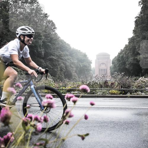 13.09.2026 - Stadtparktriathlon H.Heesch http://msf.ph/oto/10346799 13.09.2026 09:55:06 Radfahren 278, 303 meine-sportfotos.de