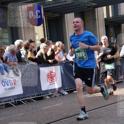 13.09.2026 - 21. swb-Marathon Bremen Strokosch-Dieckow http://msf.ph/oto/10346800 13.09.2026 13:30:27 Ziel 244, 625, 800, 834, 1189, 1533, 1771, 1841, 1926, 1941, 2369, 2452, 2723, 2985, 3360, 4206, 4251, 4332, 4342, 4425, 4748, 4757, 4920, 5551, 5600, 5681, 5802, 5822, 5900, 6134, 6343, 6347, 6523, 6988, 7012, 7253, 7567, 7645, 7760, 8616, 9290, 9507, 9653, 9692, 9695, 9699, 9767, 9825, 13090, 13215, 881, 1067, 1909, 1938, 2265, 2364, 2900, 3163, 3164, 3425, 4058, 4415, 4748, 4763, 5506, 5615, 6225, 7821, 8090, 8169, 8314, 8494 meine-sportfotos.de
