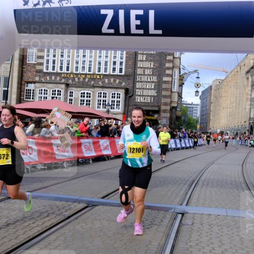 13.09.2026 - 21. swb-Marathon Bremen Tim E. http://msf.ph/oto/10346802 13.09.2026 11:17:30 Ziel 10335, 10773, 10779, 11355, 11461, 11495, 11672, 12101, 12287 meine-sportfotos.de