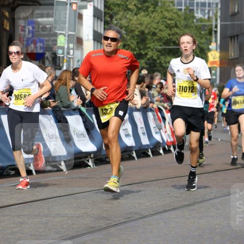 13.09.2026 - 21. swb-Marathon Bremen Strokosch-Dieckow http://msf.ph/oto/10346828 13.09.2026 10:53:20 Ziel 10284, 10304, 10714, 10863, 11038, 11238, 11282, 11386, 11575, 11766, 12019, 12369, 12398, 10222, 10479, 10626, 10757, 10821, 10845, 10886, 11168, 11242, 11379, 11446, 11590, 11800, 12056, 12119, 12308 meine-sportfotos.de