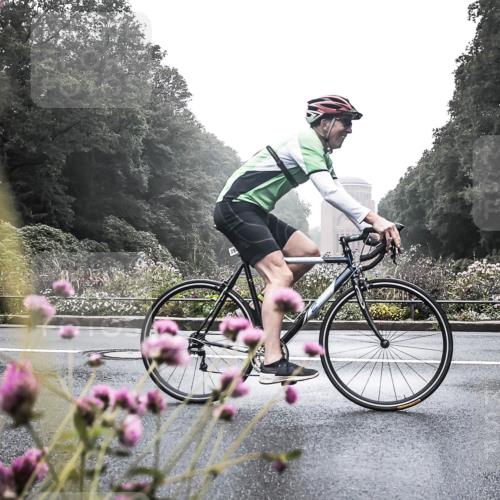 13.09.2026 - Stadtparktriathlon H.Heesch http://msf.ph/oto/10346852 13.09.2026 09:55:26 Radfahren 281, 283, 297, 327 meine-sportfotos.de