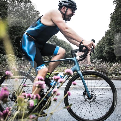 13.09.2026 - Stadtparktriathlon H.Heesch http://msf.ph/oto/10346865 13.09.2026 11:07:20 Radfahren 469, 586, 639, 677, 699 meine-sportfotos.de