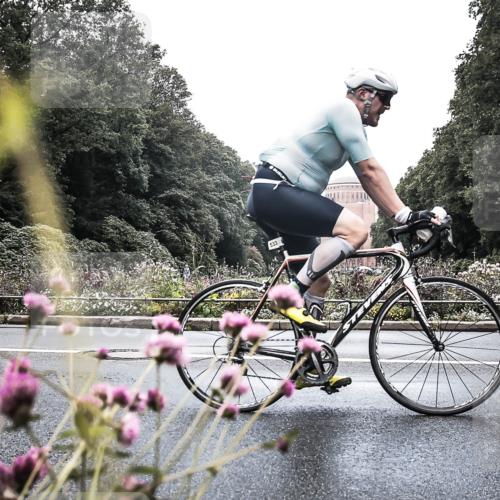 13.09.2026 - Stadtparktriathlon H.Heesch http://msf.ph/oto/10346898 13.09.2026 11:07:30 Radfahren 530, 533 meine-sportfotos.de