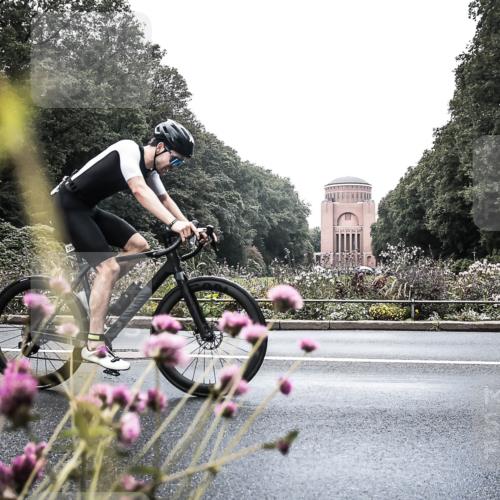13.09.2026 - Stadtparktriathlon H.Heesch http://msf.ph/oto/10346932 13.09.2026 11:07:52 Radfahren 529, 548, 622, 649 meine-sportfotos.de