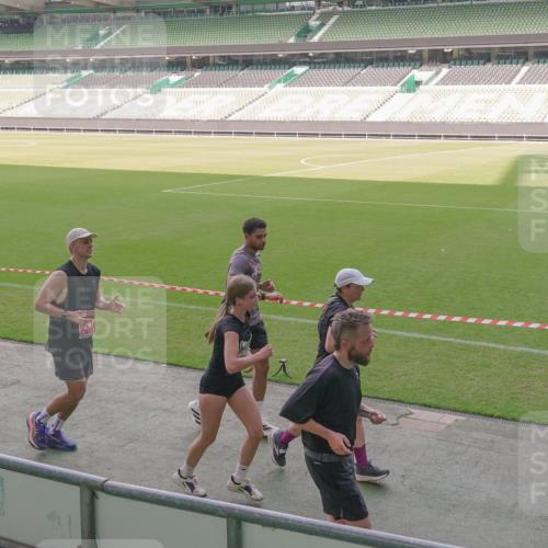 13.09.2026 - 21. swb-Marathon Bremen Michael Burmester http://msf.ph/oto/10346938 13.09.2026 13:35:59 Laufen im Stadion 170, 193, 368, 462, 491, 496, 590, 657, 1015, 1280, 1321, 1396, 1432, 1553, 1620, 1726, 1762, 1784, 1887, 1934, 1965, 1974, 1977, 1992, 2335, 2338, 2578, 2639, 2650, 2688, 2789, 2791, 2894, 2933, 3090, 3161, 3169, 3178, 3179, 3191, 3299, 3406, 3408, 3463, 3472, 3498, 3555, 3570, 3573, 3588, 3640, 3731, 3801, 3839, 3904, 3914, 3985, 4145, 4200, 4290, 4464, 4500, 4546, 4561, 4801, 4880, 4967, 5000, 5034, 5151, 5182, 5332, 5461, 5679, 5818 meine-sportfotos.de