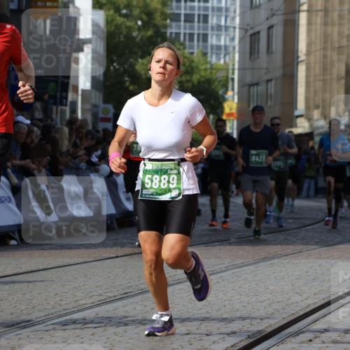 13.09.2026 - 21. swb-Marathon Bremen Strokosch-Dieckow http://msf.ph/oto/10346949 13.09.2026 13:28:15 Ziel 440, 488, 534, 762, 1343, 1456, 1932, 3135, 3480, 3576, 4106, 4133, 4265, 4744, 5462, 6468, 6522, 7042, 7138, 7358, 8188, 8351, 8656, 9067, 9145, 9494, 13069, 13198, 178, 210, 1239, 1380, 1460, 2047, 2977, 3294, 3597, 4250, 5250, 5683, 8429, 8483, 8570, 9064, 9549 meine-sportfotos.de