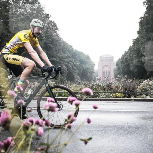 13.09.2026 - Stadtparktriathlon H.Heesch http://msf.ph/oto/10346959 13.09.2026 09:58:13 Radfahren 310 meine-sportfotos.de