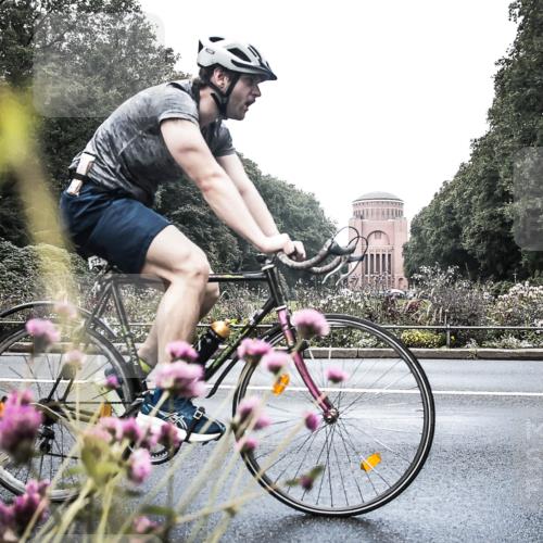 13.09.2026 - Stadtparktriathlon H.Heesch http://msf.ph/oto/10346965 13.09.2026 11:08:14 Radfahren 472, 479, 566, 573, 592 meine-sportfotos.de