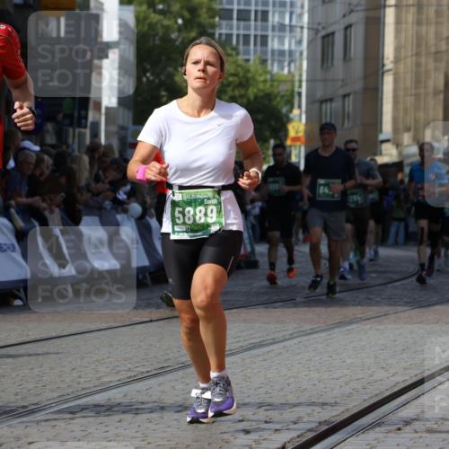 13.09.2026 - 21. swb-Marathon Bremen Strokosch-Dieckow http://msf.ph/oto/10346975 13.09.2026 13:28:15 Ziel 440, 488, 534, 762, 1343, 1456, 1932, 3135, 3480, 3576, 4106, 4133, 4265, 4744, 5462, 6468, 6522, 7042, 7138, 7358, 8188, 8351, 8656, 9067, 9145, 9494, 13069, 13198, 178, 210, 1239, 1380, 1460, 2047, 2977, 3294, 3597, 4250, 5250, 5683, 8429, 8483, 8570, 9064, 9549 meine-sportfotos.de