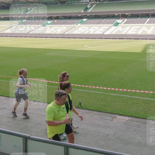 13.09.2026 - 21. swb-Marathon Bremen Michael Burmester http://msf.ph/oto/10346984 13.09.2026 13:36:06 Laufen im Stadion 170, 193, 368, 462, 491, 496, 590, 657, 799, 1015, 1135, 1280, 1321, 1396, 1432, 1620, 1726, 1762, 1887, 1934, 1965, 1974, 1977, 1992, 2227, 2335, 2578, 2639, 2650, 2688, 2789, 2894, 2933, 3090, 3161, 3169, 3178, 3179, 3191, 3299, 3303, 3406, 3408, 3463, 3472, 3498, 3555, 3570, 3573, 3588, 3640, 3731, 3779, 3801, 3839, 3904, 3914, 3985, 4145, 4200, 4290, 4464, 4500, 4546, 4561, 4801, 4880, 4967, 5000, 5034, 5182, 5332, 5461, 5679, 5818 meine-sportfotos.de