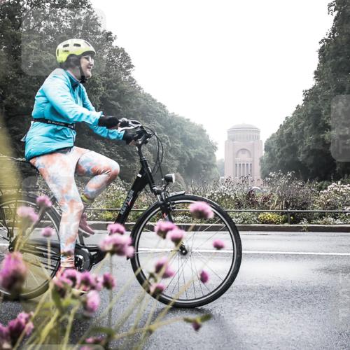 13.09.2026 - Stadtparktriathlon H.Heesch http://msf.ph/oto/10347032 13.09.2026 09:58:52 Radfahren 285, 343 meine-sportfotos.de