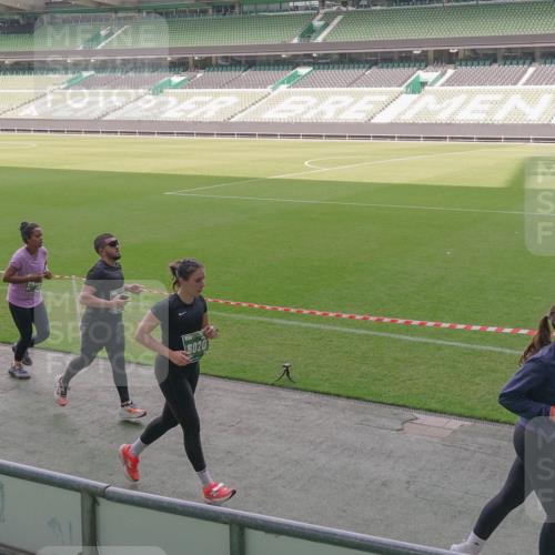 13.09.2026 - 21. swb-Marathon Bremen Michael Burmester http://msf.ph/oto/10347033 13.09.2026 13:36:13 Laufen im Stadion 444, 462, 491, 496, 590, 657, 799, 1015, 1135, 1279, 1280, 1321, 1396, 1432, 1620, 1726, 1762, 1887, 1934, 1951, 1965, 1974, 1977, 1992, 2078, 2227, 2335, 2578, 2639, 2650, 2688, 2789, 2842, 2894, 2933, 3090, 3161, 3169, 3178, 3179, 3191, 3299, 3303, 3406, 3408, 3463, 3472, 3498, 3555, 3570, 3573, 3588, 3640, 3731, 3779, 3801, 3839, 3904, 3985, 4084, 4145, 4200, 4210, 4290, 4464, 4500, 4546, 4561, 4801, 4880, 4967, 5000, 5034, 5182, 5332, 5461, 5679, 5818 meine-sportfotos.de