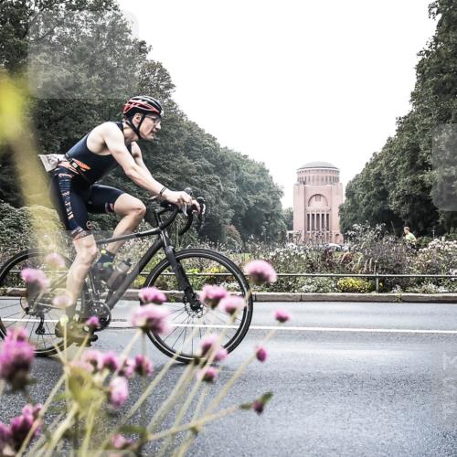 13.09.2026 - Stadtparktriathlon H.Heesch http://msf.ph/oto/10347062 13.09.2026 11:08:56 Radfahren 660, 676 meine-sportfotos.de