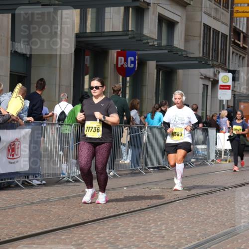 13.09.2026 - 21. swb-Marathon Bremen Strokosch-Dieckow http://msf.ph/oto/10347074 13.09.2026 11:10:26 Ziel 10148, 10163, 10247, 10422, 10461, 10462, 10547, 10768, 10792, 10911, 11043, 11047, 11283, 11298, 11300, 11309, 11327, 11335, 11465, 11513, 11583, 11736, 11756, 11846, 12183, 10002, 10169, 10361, 10362, 10706, 10719, 10791, 10890, 10963, 11080, 11382, 11725, 11732, 11933, 11957, 11982, 12117, 12207, 12227, 12293, 12454, 12550 meine-sportfotos.de