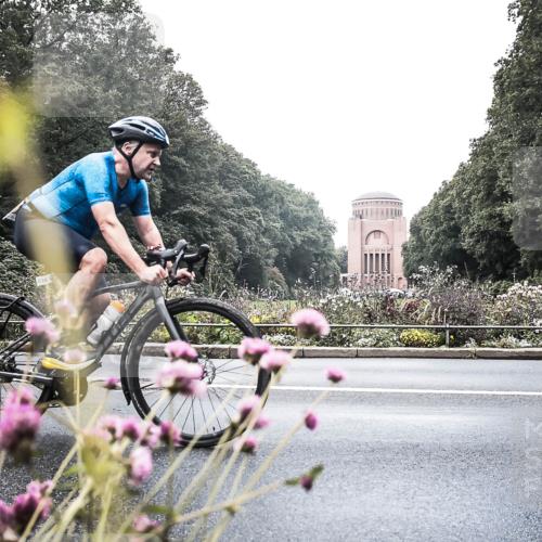 13.09.2026 - Stadtparktriathlon H.Heesch http://msf.ph/oto/10347079 13.09.2026 11:09:04 Radfahren 468, 616 meine-sportfotos.de