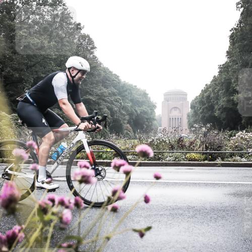 13.09.2026 - Stadtparktriathlon H.Heesch http://msf.ph/oto/10347090 13.09.2026 09:59:55 Radfahren 219, 287 meine-sportfotos.de