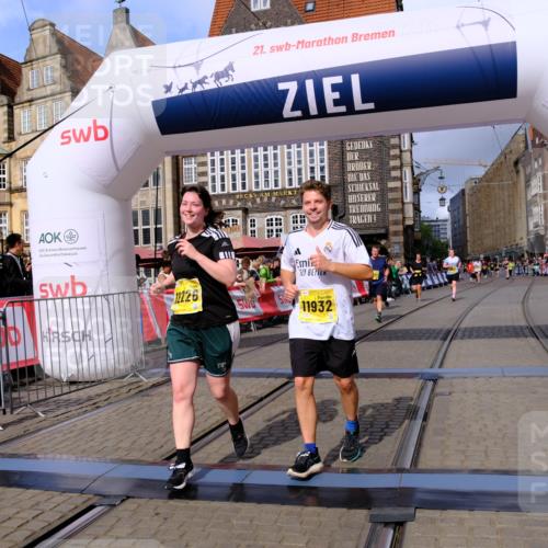 13.09.2026 - 21. swb-Marathon Bremen Tim E. http://msf.ph/oto/10347107 13.09.2026 11:18:04 Ziel 10137, 10756, 11367, 11932, 12023, 12226, 12292, 12321, 12373 meine-sportfotos.de