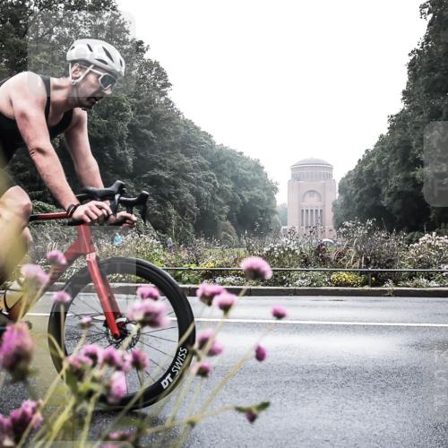 13.09.2026 - Stadtparktriathlon H.Heesch http://msf.ph/oto/10347119 13.09.2026 10:01:00 Radfahren 301 meine-sportfotos.de