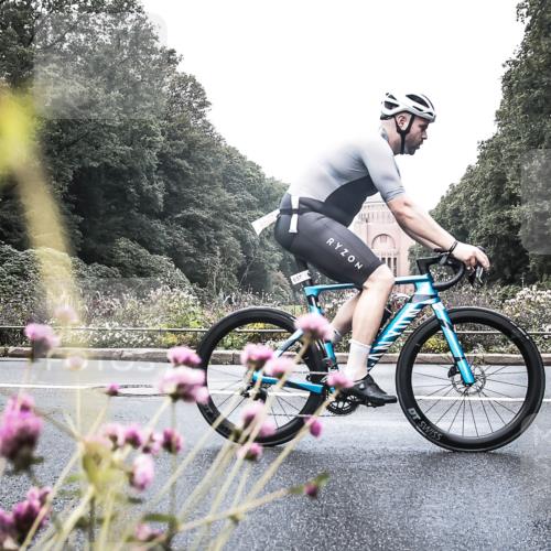 13.09.2026 - Stadtparktriathlon H.Heesch http://msf.ph/oto/10347132 13.09.2026 11:09:35 Radfahren 487, 647, 657, 708 meine-sportfotos.de