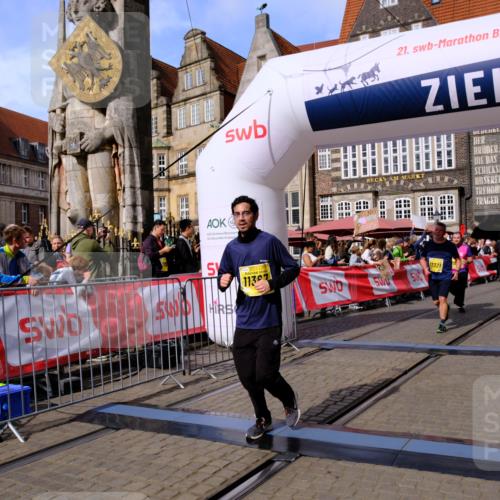 13.09.2026 - 21. swb-Marathon Bremen Tim E. http://msf.ph/oto/10347133 13.09.2026 11:18:07 Ziel 10137, 10756, 11367, 11932, 12023, 12226, 12292, 12321, 12373 meine-sportfotos.de
