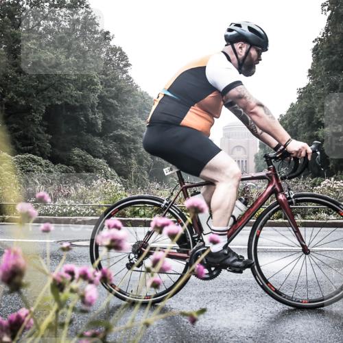 13.09.2026 - Stadtparktriathlon H.Heesch http://msf.ph/oto/10347149 13.09.2026 10:01:12 Radfahren 224, 236, 244, 271 meine-sportfotos.de