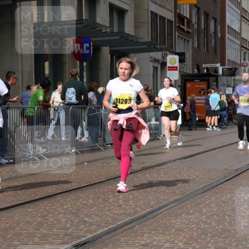 13.09.2026 - 21. swb-Marathon Bremen Strokosch-Dieckow http://msf.ph/oto/10347173 13.09.2026 11:10:28 Ziel 10148, 10163, 10461, 10462, 10547, 10768, 10792, 10911, 11043, 11047, 11283, 11298, 11300, 11309, 11327, 11335, 11465, 11513, 11583, 11736, 11756, 11846, 12183, 10002, 10169, 10247, 10361, 10362, 10422, 10706, 10719, 10791, 10890, 10963, 11080, 11300, 11382, 11725, 11732, 11933, 11957, 11982, 12117, 12227, 12293, 12454, 12550 meine-sportfotos.de
