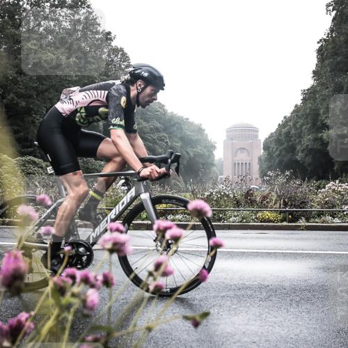 13.09.2026 - Stadtparktriathlon H.Heesch http://msf.ph/oto/10347179 13.09.2026 10:01:42 Radfahren 226, 338 meine-sportfotos.de