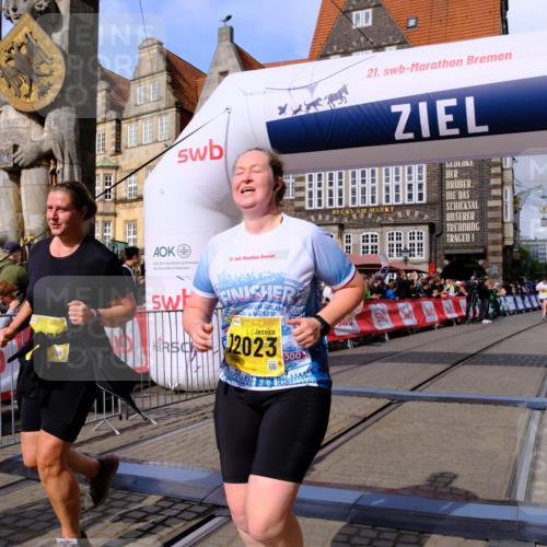 13.09.2026 - 21. swb-Marathon Bremen Tim E. http://msf.ph/oto/10347211 13.09.2026 11:18:12 Ziel 10137, 10713, 11367, 11482, 11932, 12023, 12226, 12321, 12373 meine-sportfotos.de