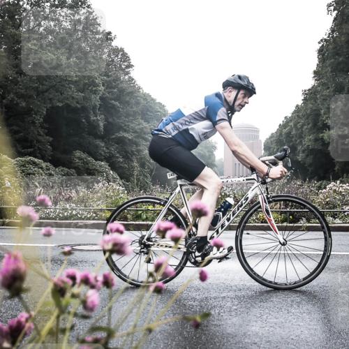 13.09.2026 - Stadtparktriathlon H.Heesch http://msf.ph/oto/10347223 13.09.2026 10:02:00 Radfahren 218, 243, 261, 275, 286, 317, 323 meine-sportfotos.de