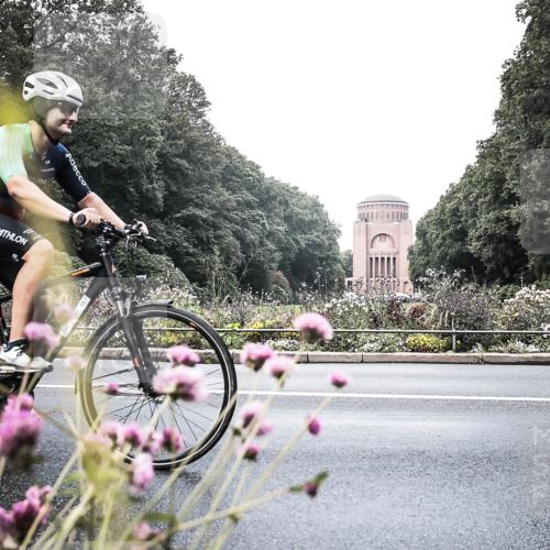 13.09.2026 - Stadtparktriathlon H.Heesch http://msf.ph/oto/10347252 13.09.2026 11:11:12 Radfahren 589 meine-sportfotos.de