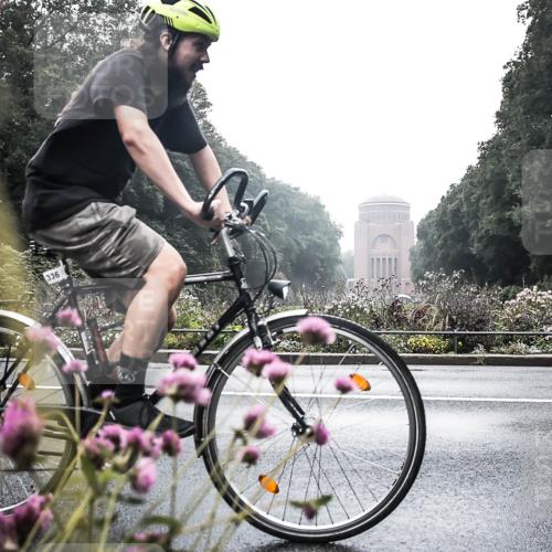 13.09.2026 - Stadtparktriathlon H.Heesch http://msf.ph/oto/10347253 13.09.2026 10:02:18 Radfahren 229, 245, 249, 274, 331, 332, 336 meine-sportfotos.de