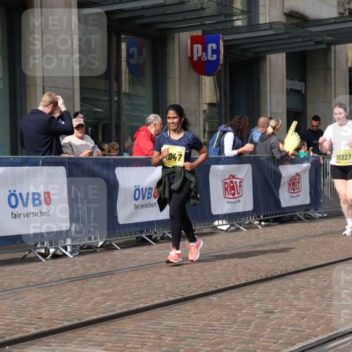 13.09.2026 - 21. swb-Marathon Bremen Strokosch-Dieckow http://msf.ph/oto/10347280 13.09.2026 11:10:32 Ziel 10148, 10163, 10461, 10462, 10547, 10653, 10792, 10841, 10911, 11043, 11047, 11237, 11309, 11327, 11335, 11465, 11513, 11583, 11691, 11736, 11756, 11846, 11993, 12401, 10002, 10169, 10247, 10361, 10362, 10422, 10706, 10719, 10768, 10791, 10890, 10963, 11080, 11283, 11298, 11300, 11382, 11725, 11732, 11957, 11982, 12183, 12227, 12293, 12454, 12550 meine-sportfotos.de
