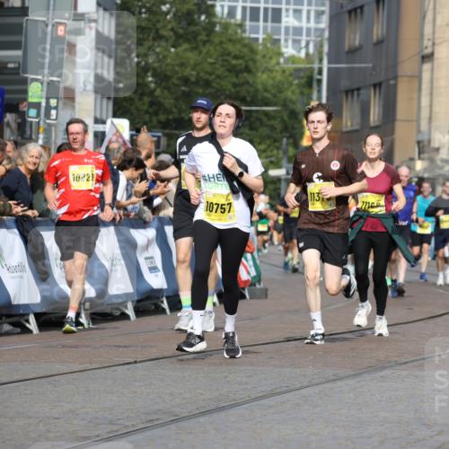 13.09.2026 - 21. swb-Marathon Bremen Strokosch-Dieckow http://msf.ph/oto/10347288 13.09.2026 10:53:28 Ziel 10284, 10448, 10585, 10714, 10863, 11012, 11238, 11282, 11575, 11766, 12040, 12170, 12275, 12369, 12398, 12461, 10141, 10174, 10222, 10227, 10478, 10479, 10626, 10838, 10845, 10905, 11242, 11446, 11502, 11800, 12119, 12331, 12341, 13597 meine-sportfotos.de