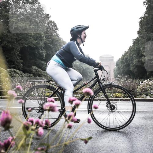 13.09.2026 - Stadtparktriathlon H.Heesch http://msf.ph/oto/10347290 13.09.2026 10:02:31 Radfahren 211, 267, 316, 326, 340 meine-sportfotos.de
