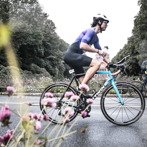 13.09.2026 - Stadtparktriathlon H.Heesch http://msf.ph/oto/10347312 13.09.2026 11:11:41 Radfahren 470, 498, 547, 612 meine-sportfotos.de