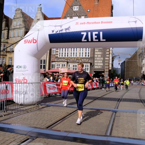 13.09.2026 - 21. swb-Marathon Bremen Tim E. http://msf.ph/oto/10347330 13.09.2026 11:18:24 Ziel 10191, 10192, 10459, 10513, 10713, 11482, 11808, 11829, 11943, 12177, 12178 meine-sportfotos.de