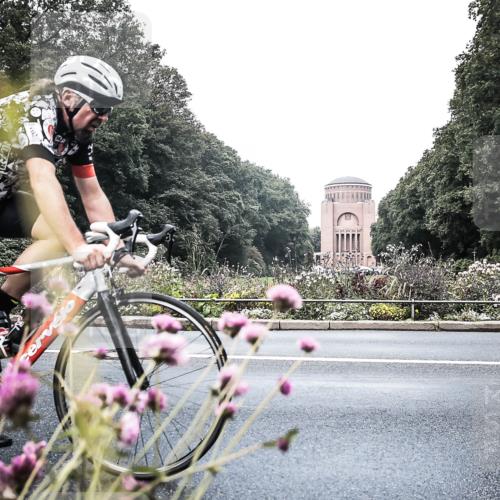13.09.2026 - Stadtparktriathlon H.Heesch http://msf.ph/oto/10347365 13.09.2026 11:12:29 Radfahren 508, 595 meine-sportfotos.de