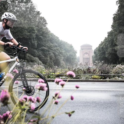 13.09.2026 - Stadtparktriathlon H.Heesch http://msf.ph/oto/10347411 13.09.2026 10:04:23 Radfahren 252, 265 meine-sportfotos.de